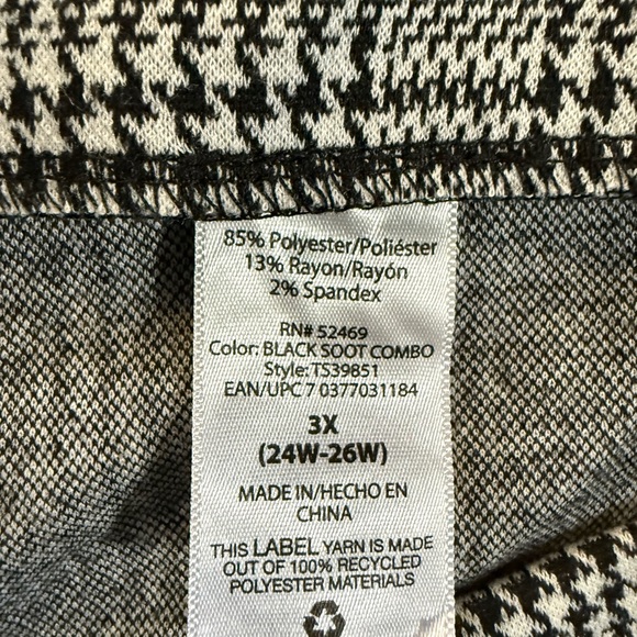 NEW Terra & Sky Stretch Capris Size 3X - Picture 4 of 4